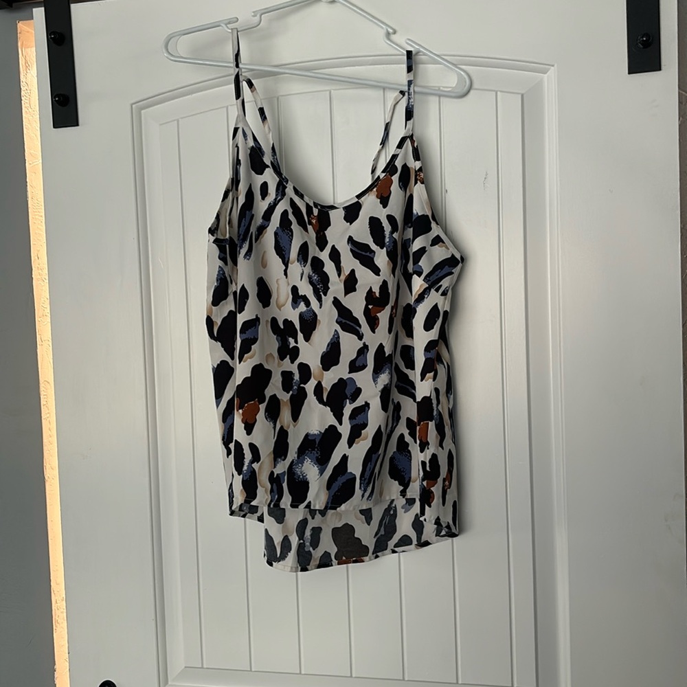 Tank top (unknown brand) size XL
